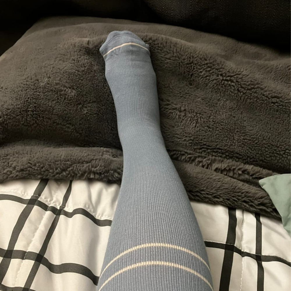 LumaBelly compression socks with a smooth knee-high fit